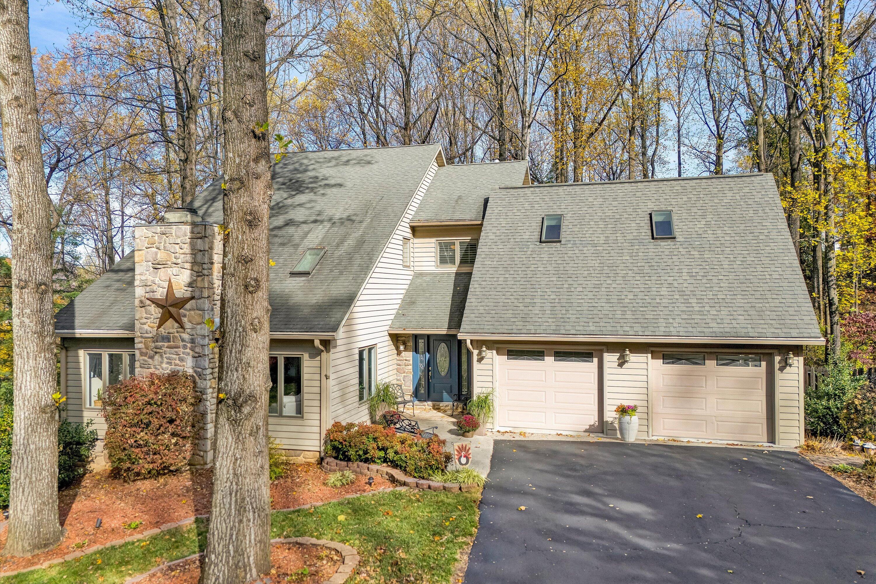 36 York Street Roanoke, VA 24019 - Photo 81 of 90 FRONT EXTERIOR