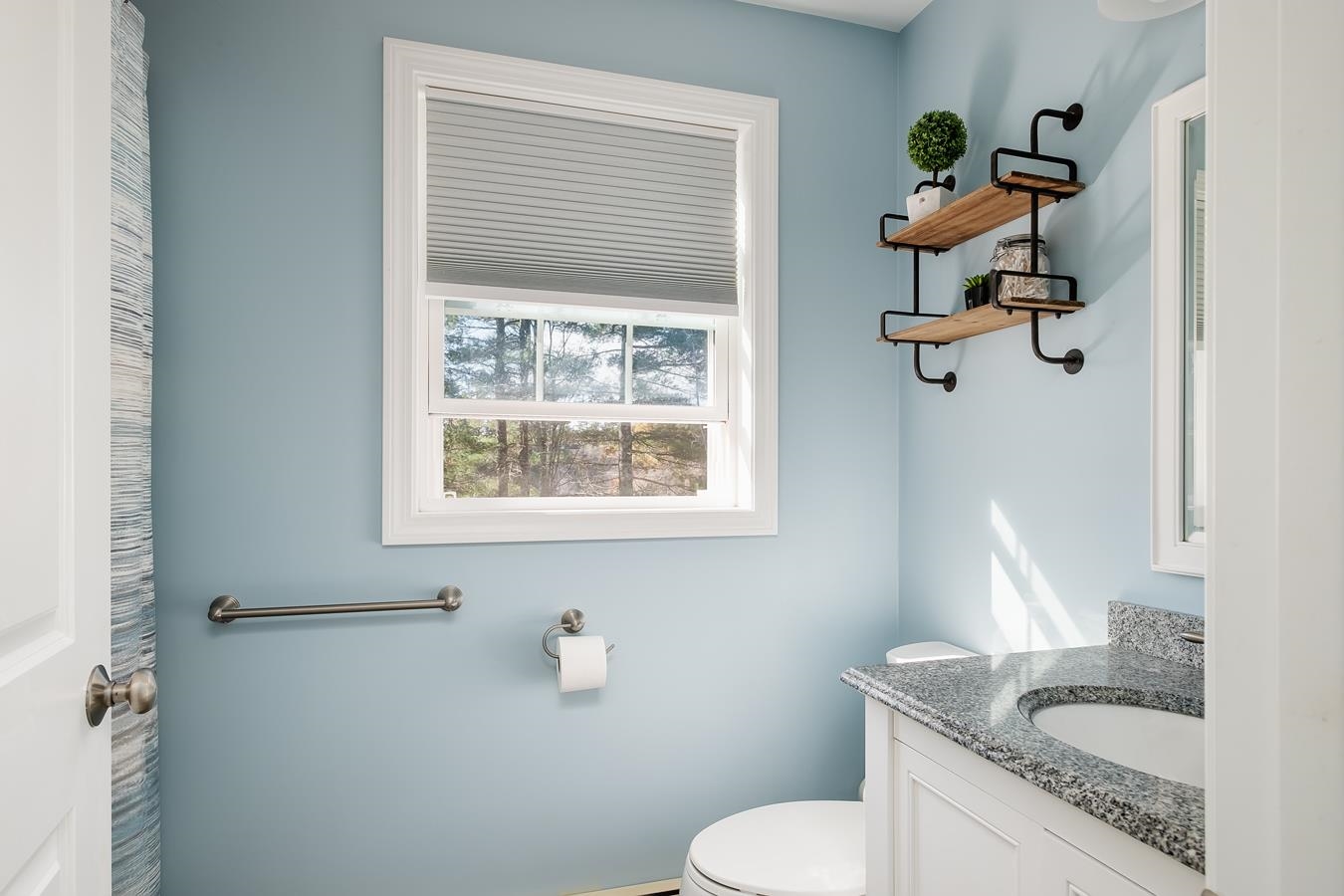 43 Range Road Epsom, NH 03234 - Photo 29 of 38