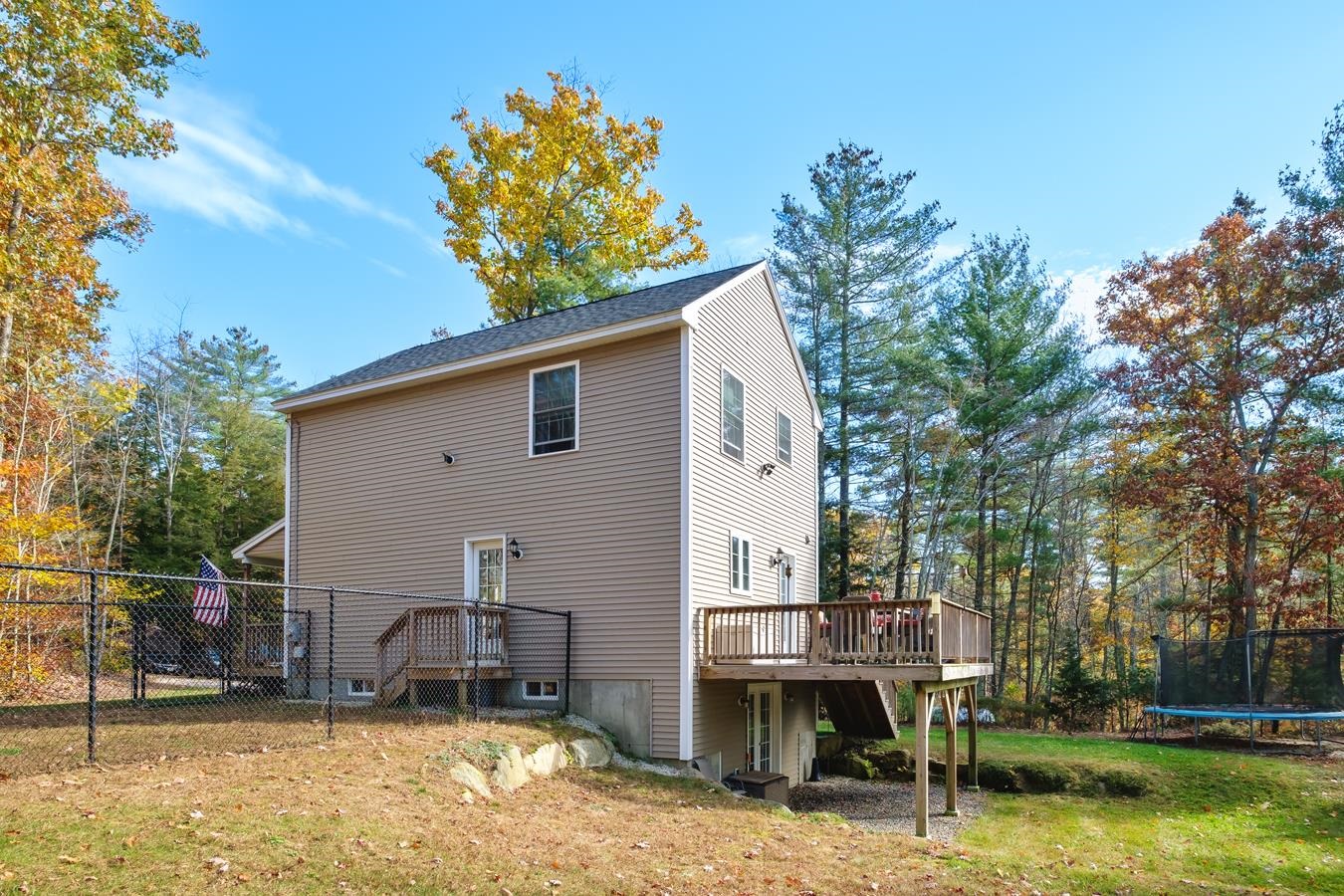 43 Range Road Epsom, NH 03234 - Photo 3 of 38