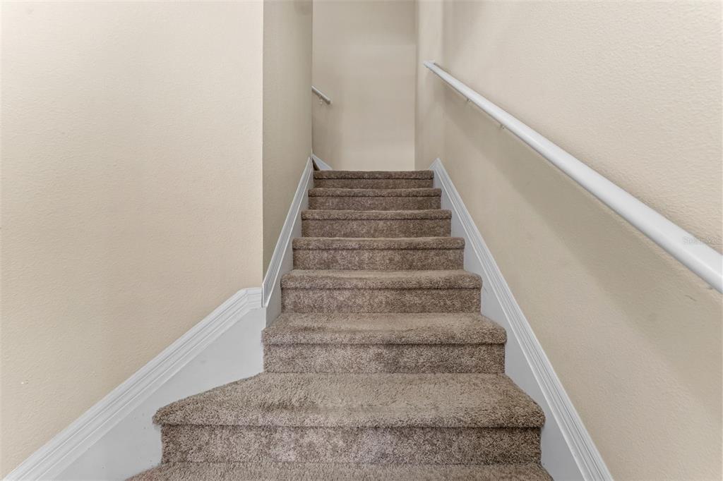 5717 Kingletsound Lithia, FL 33547 - Photo 7 of 28 Gallery Image 7