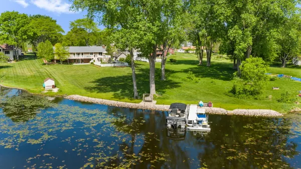 $824,500 | 7539 West View Drive, Norway, WI 53185