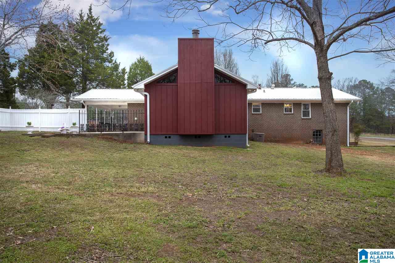 1230 School Road Southeast Bessemer, AL 35022 - Photo 5 of 32
