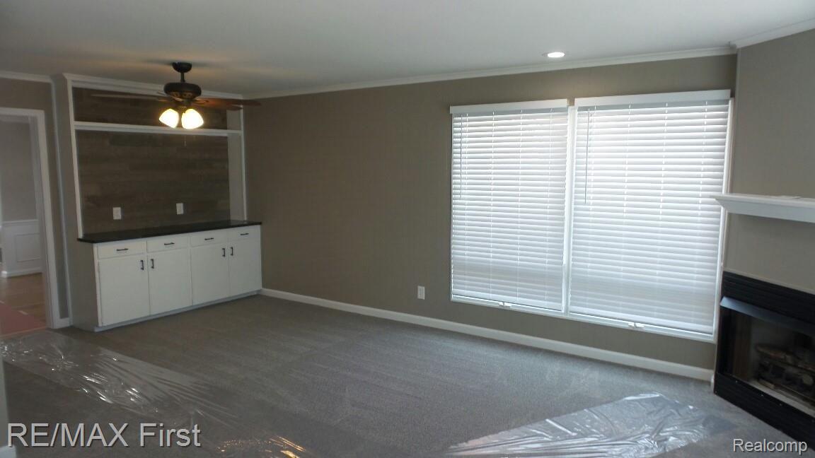 1660 Littlestone Road Grosse Pointe, MI 48236 - Photo 15 of 29 20210406_120150_resized.jpg