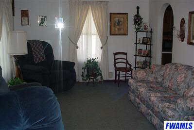 6621 East Harrold Road Churubusco, IN 46723 - Photo 6 of 10 Gallery Image 6