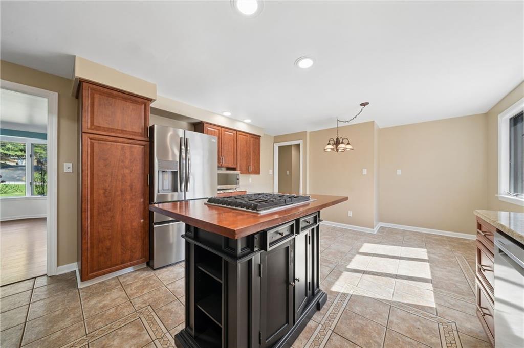 153 Oakwood Road Canonsburg, PA 15317 - Photo 13 of 40