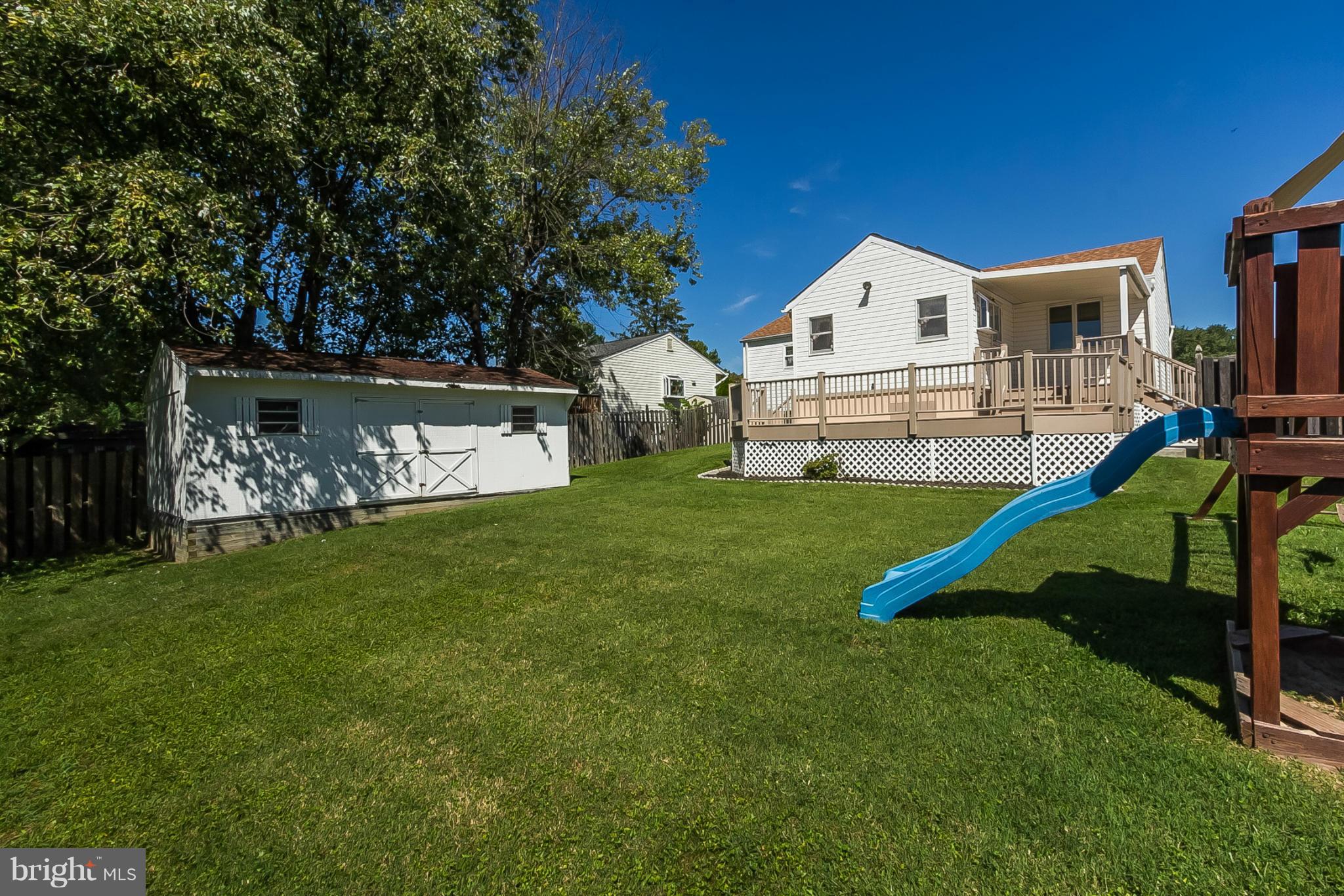 4241 4 Mills Road Baltimore, MD 21236 - Photo 22 of 25 a view of a house with backyard