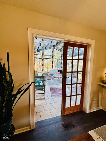 $325,000 | 1102 East Jefferson Street, Franklin, IN 46131