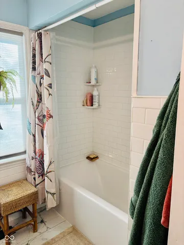 $325,000 | 1102 East Jefferson Street, Franklin, IN 46131