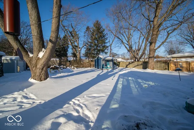 $325,000 | 1102 East Jefferson Street, Franklin, IN 46131