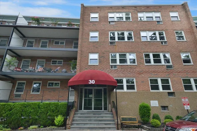 $275,000 | 30 Pearsall Avenue, Unit 2F, Glen Cove, NY 11542