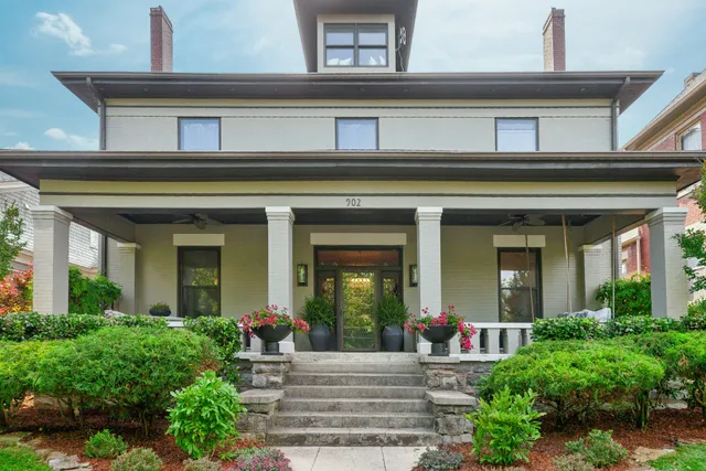 $1,500,000 | 902 School Street, Columbia, TN 38401