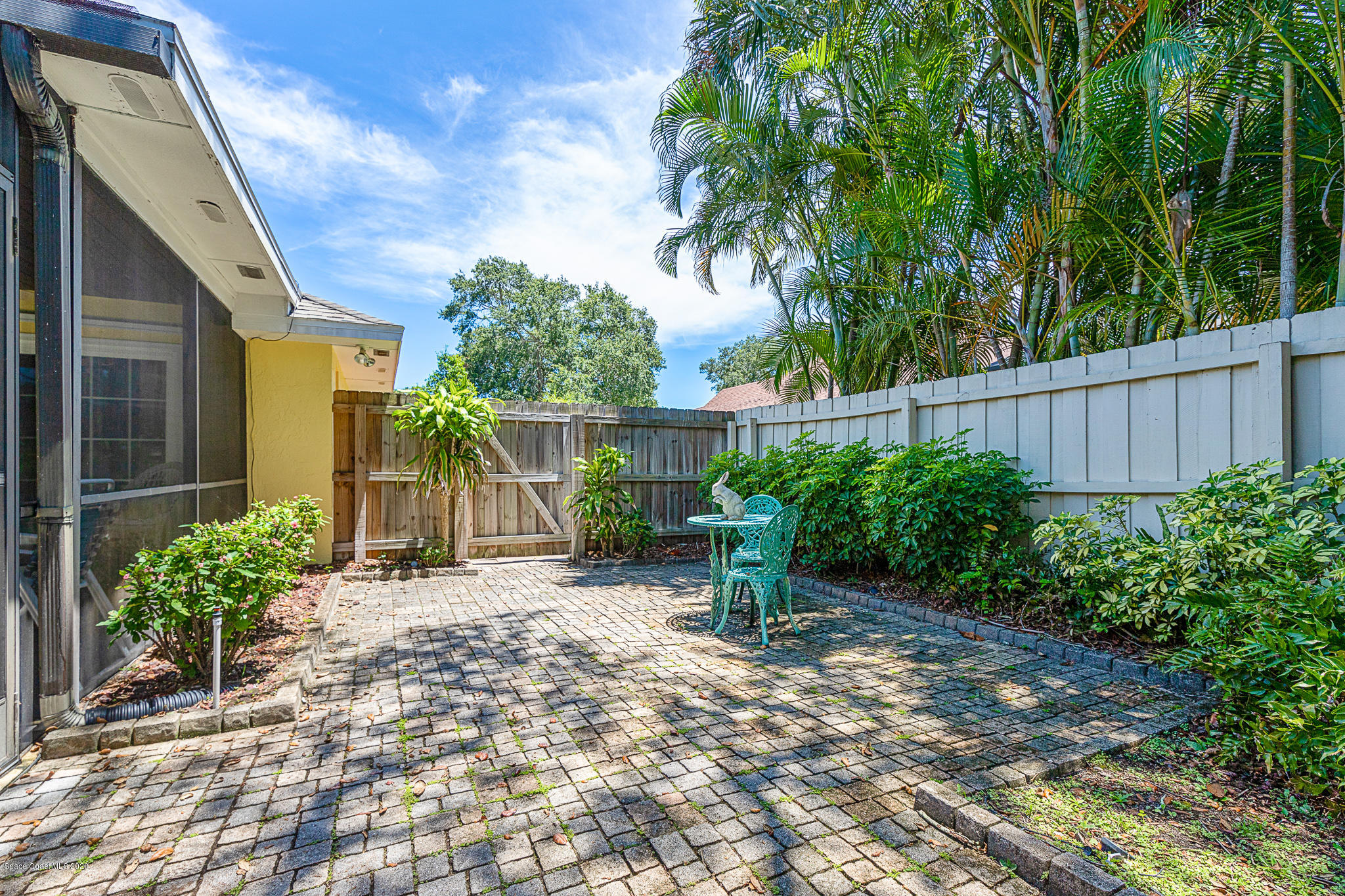 2534 Hamlin Street Northeast Palm Bay, FL 32905 - Photo 32 of 38 Side Yard