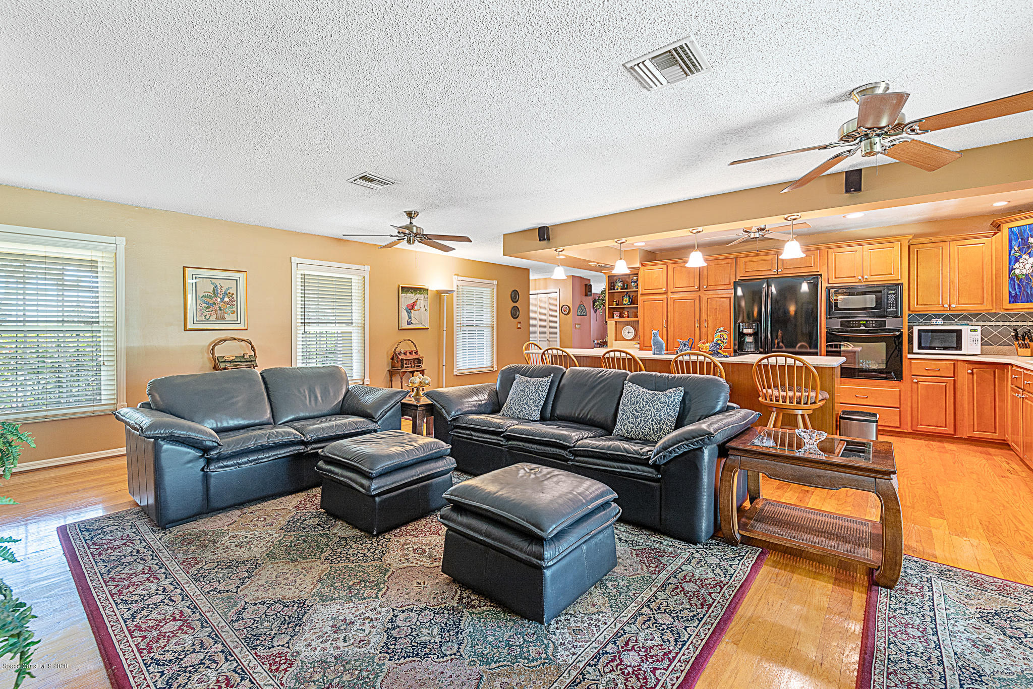 2534 Hamlin Street Northeast Palm Bay, FL 32905 - Photo 10 of 38 Family Room off Kitchen