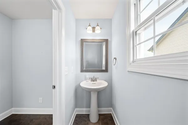 $2,100 | 3753 Windmill Drive, Clarksville, TN 37040