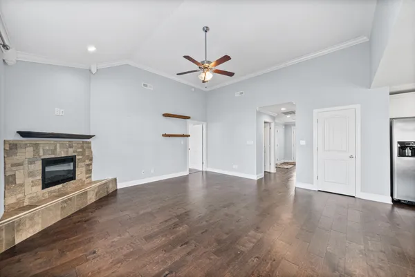 $2,100 | 3753 Windmill Drive, Clarksville, TN 37040