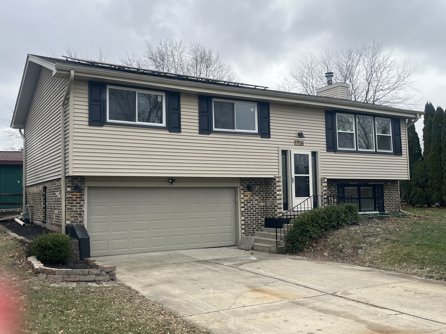 1706 Tomahawk Ridge New Lenox, IL 60451 - Photo 2 of 33 Gallery Image 2