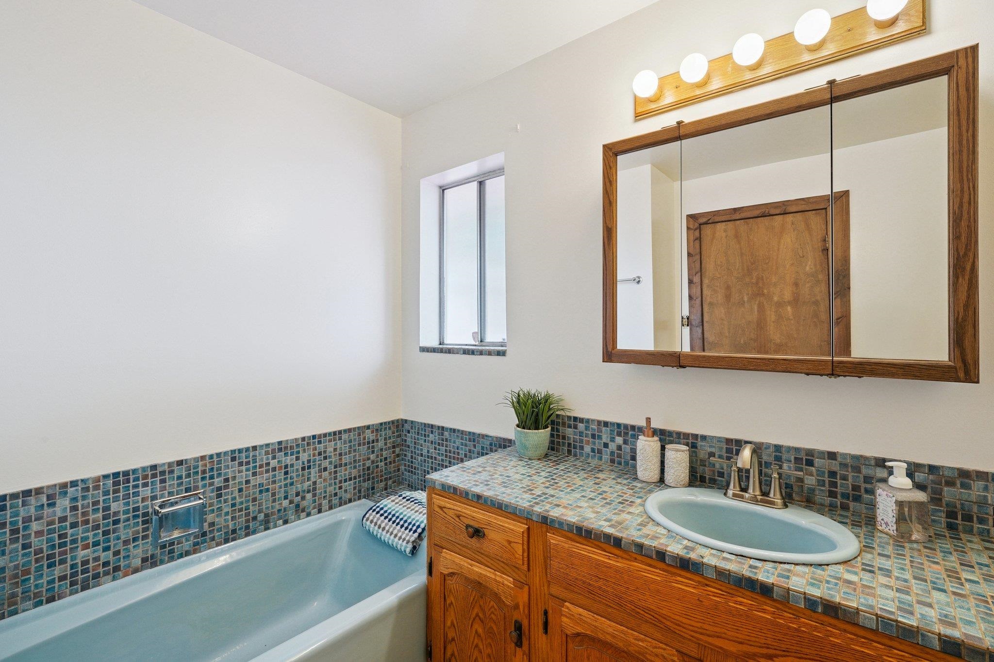 23762 Hutchinson Road Los Gatos, CA 95033 - Photo 12 of 30