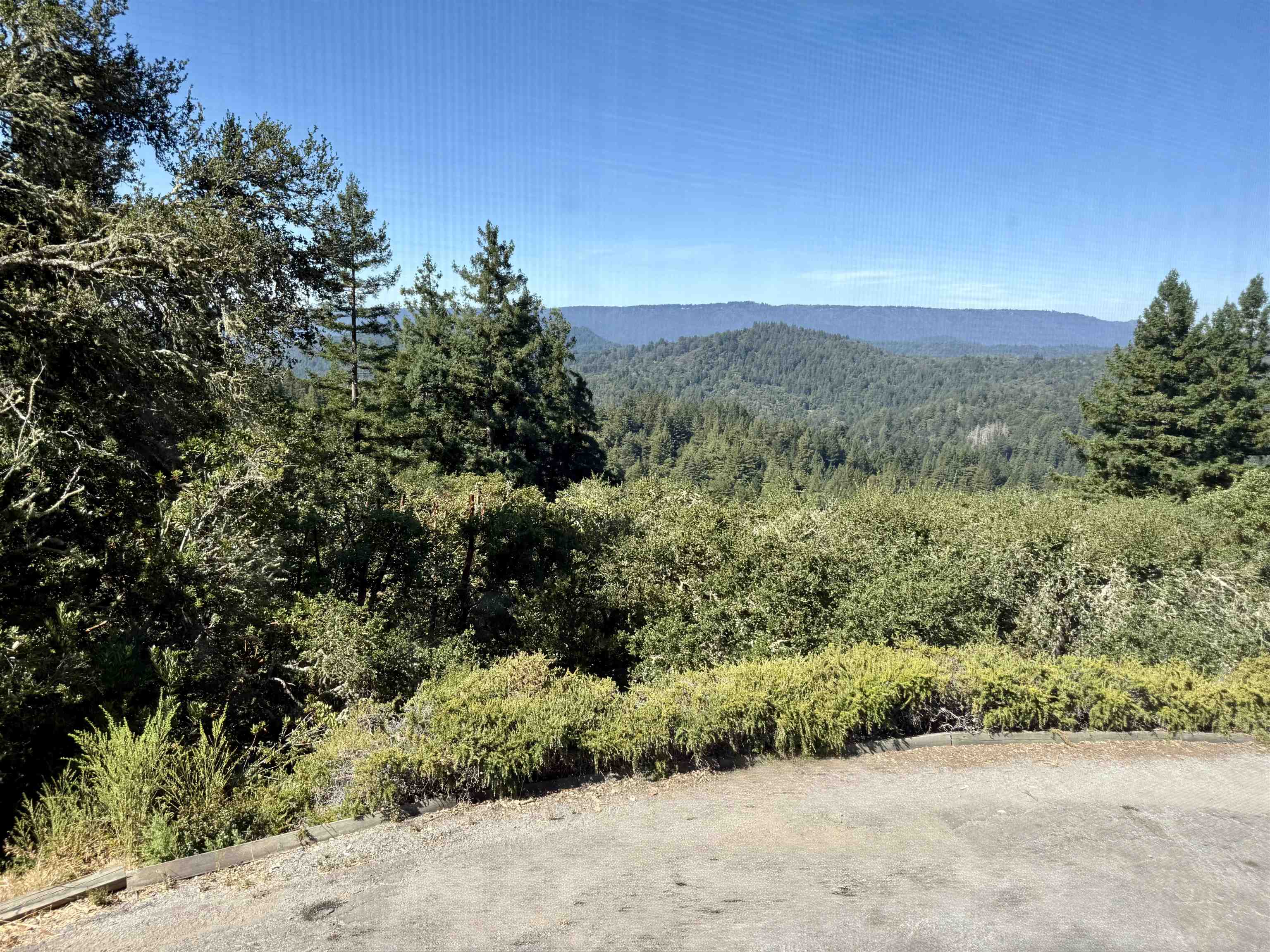 23762 Hutchinson Road Los Gatos, CA 95033 - Photo 27 of 30