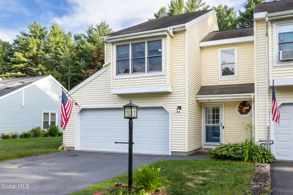 $299,900 | 4 North Court, Queensbury, NY 12804
