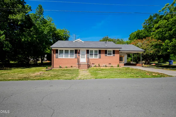 $279,000 | 502 South 6th Avenue, Siler City, NC 27344