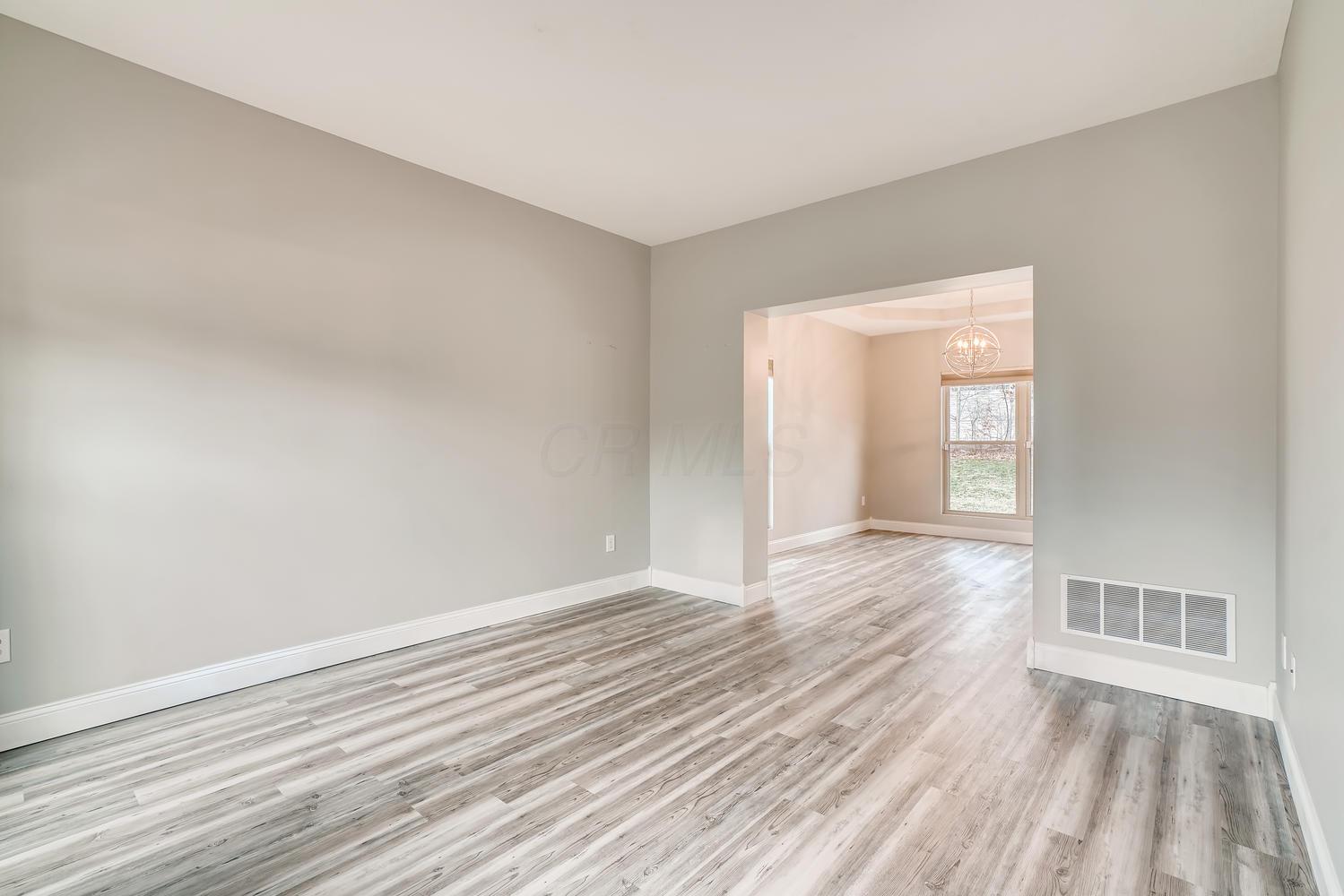 5632 Whispering Ridge Drive Galena, OH 43021 - Photo 4 of 28