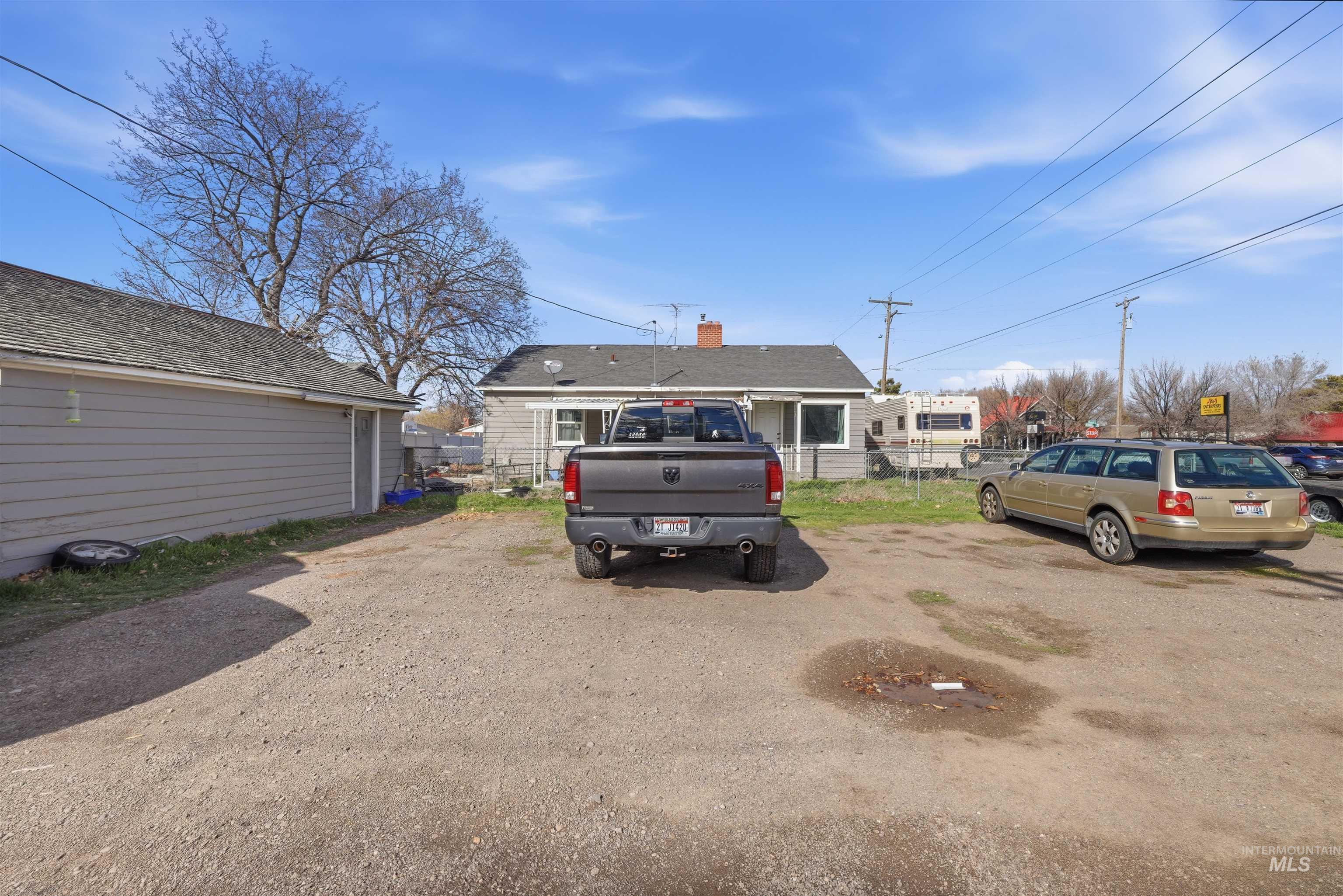 1644 Addison Avenue East Twin Falls, ID 83301 - Photo 5 of 18 Bungalow with a chimney