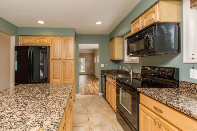 $352,000 | 535 South Street, Unit 33C, Fitchburg, MA 01420