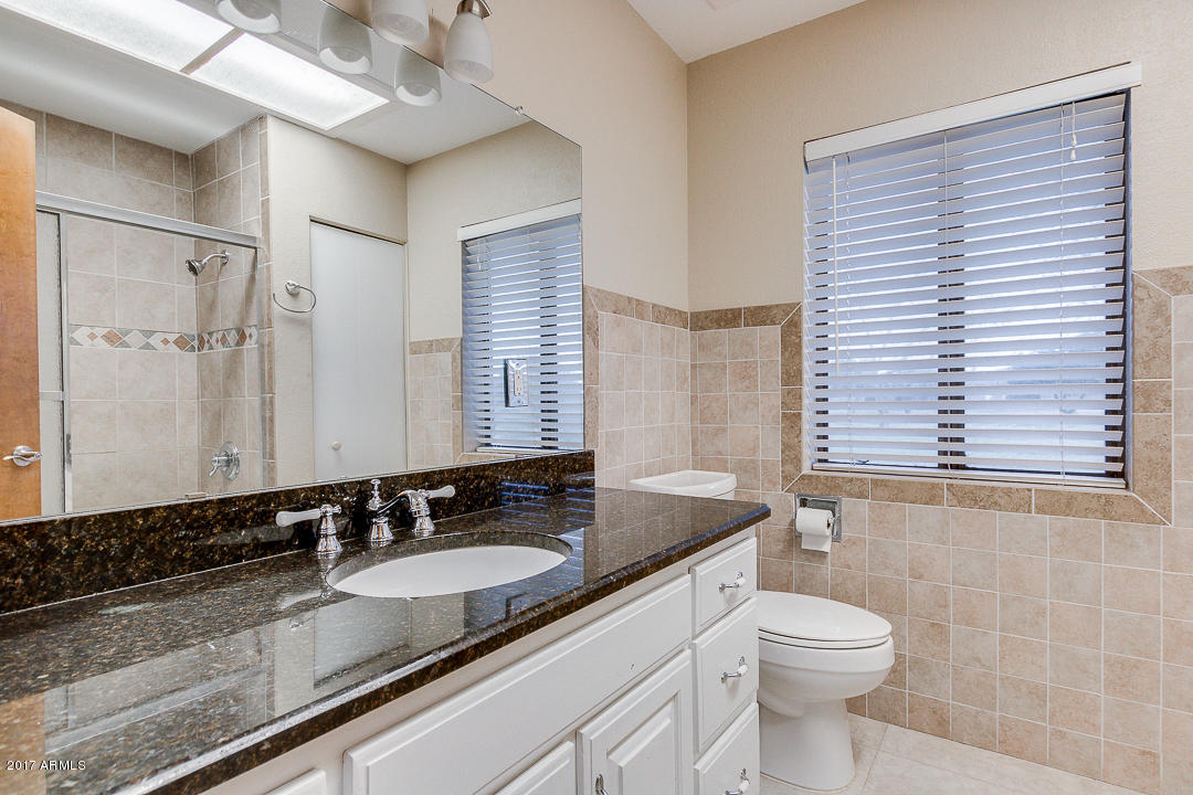 2890 East Ryan Road Gilbert, AZ 85297 - Photo 17 of 27 Secondary bath