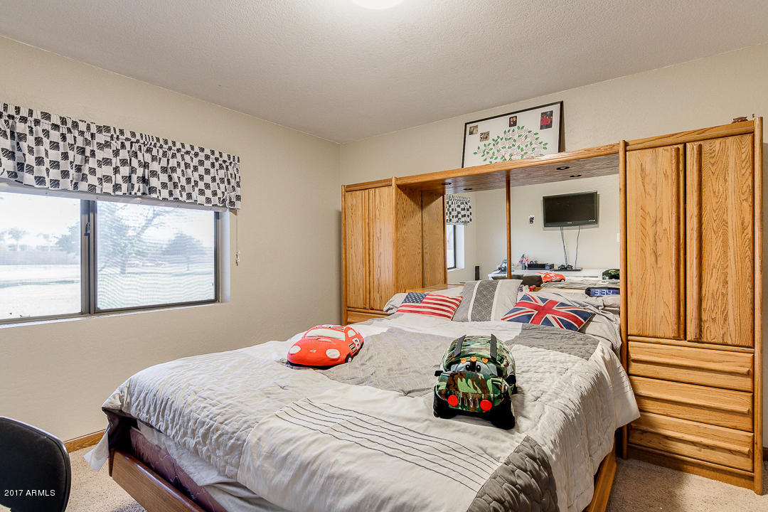 2890 East Ryan Road Gilbert, AZ 85297 - Photo 18 of 27 Bedroom 3