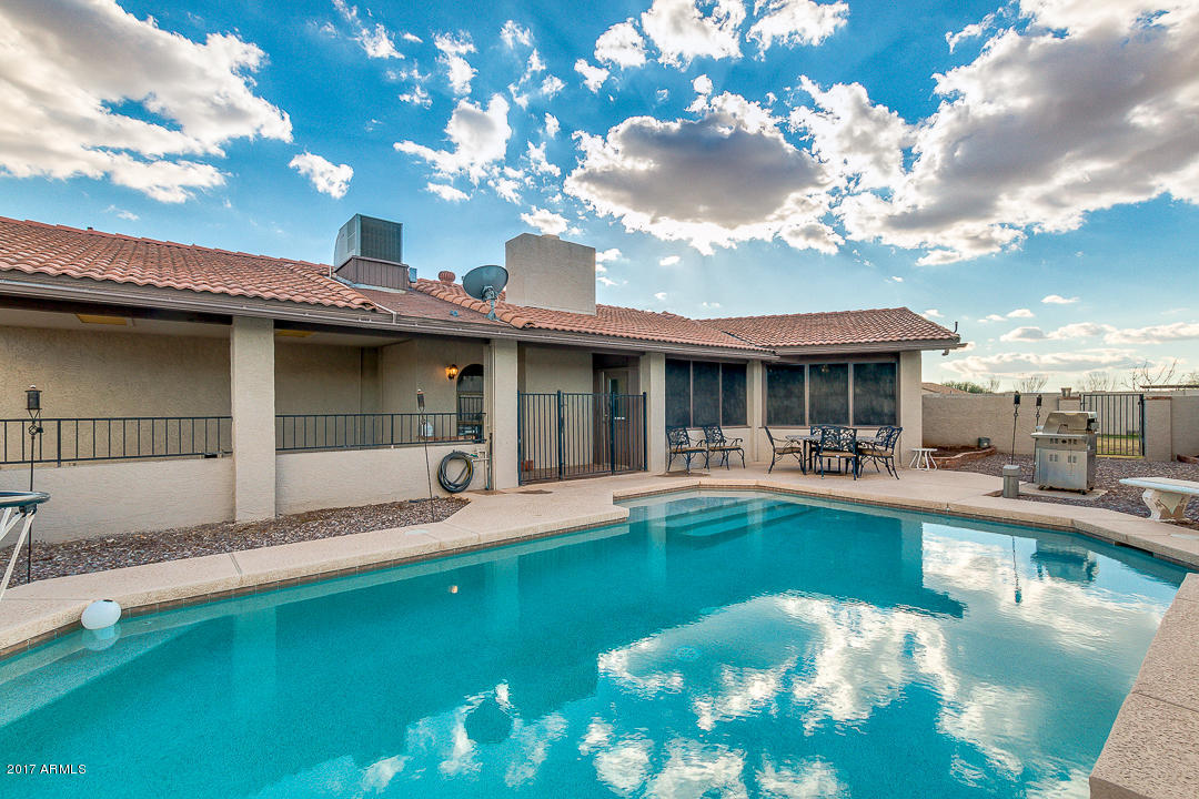 2890 East Ryan Road Gilbert, AZ 85297 - Photo 5 of 27 Fenced pool