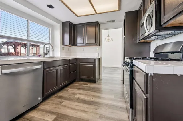 $3,325 | 3283 Braemar Lane, Corona, CA 92882