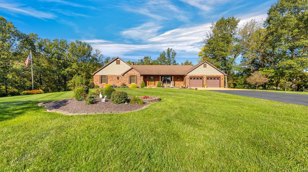 3 Cedar Ridge Waterloo, IL 62298 - Photo 2 of 67