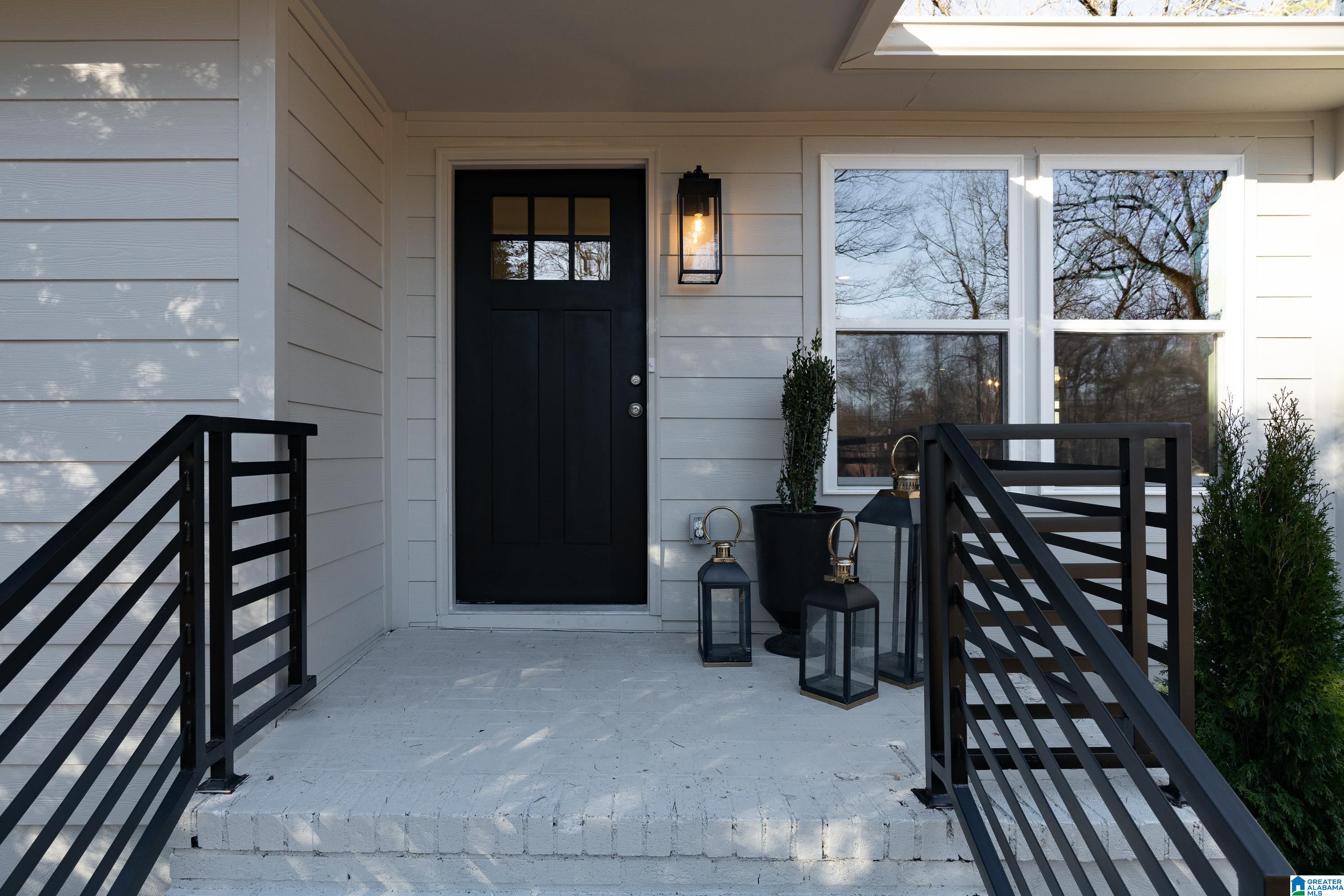 2405 Tyler Road Birmingham, AL 35226 - Photo 4 of 37