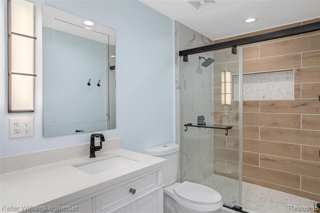 3253 Crooks Road Rochester Hills, MI 48309 - Photo 9 of 19
