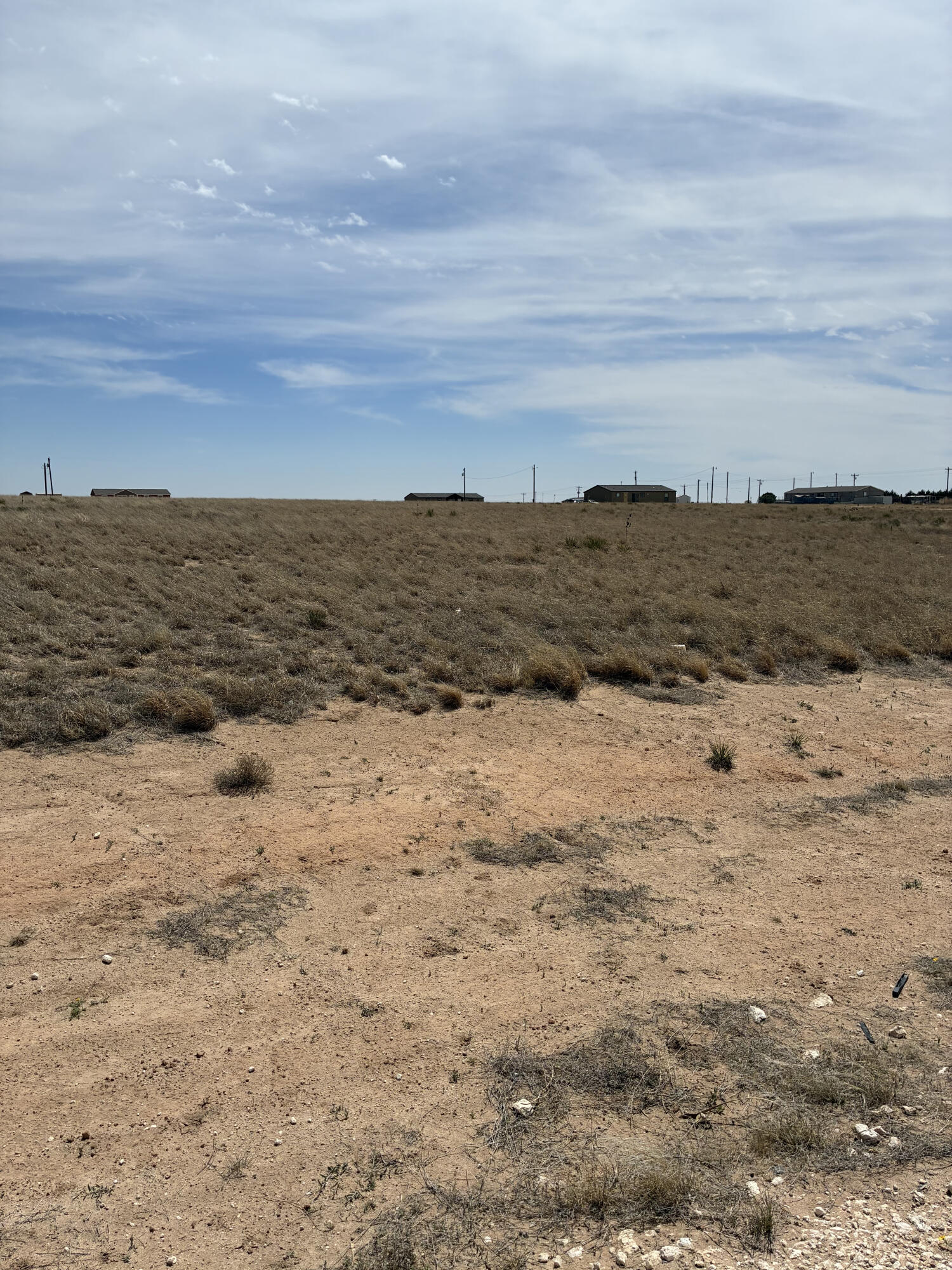 103 Juniper Road Levelland, TX 79336 - Photo 3 of 5 IMG_2252 2