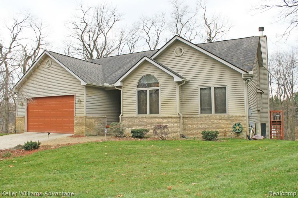 3507 Cullen Road Howell, MI 48855 - Photo 1 of 22 Front Exterior 2.jpg