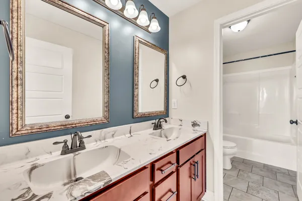 $2,200 | 898 Wild Elm Court, Clarksville, TN 37042