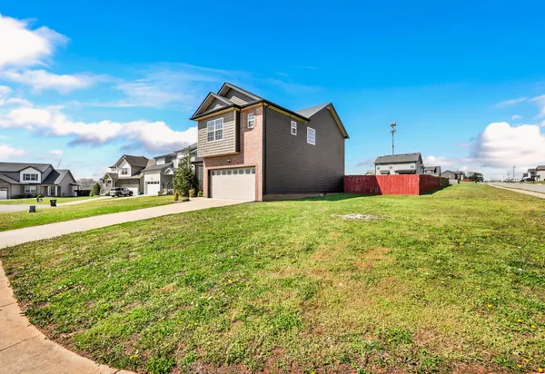 $2,200 | 898 Wild Elm Court, Clarksville, TN 37042