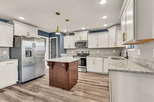 $2,200 | 898 Wild Elm Court, Clarksville, TN 37042