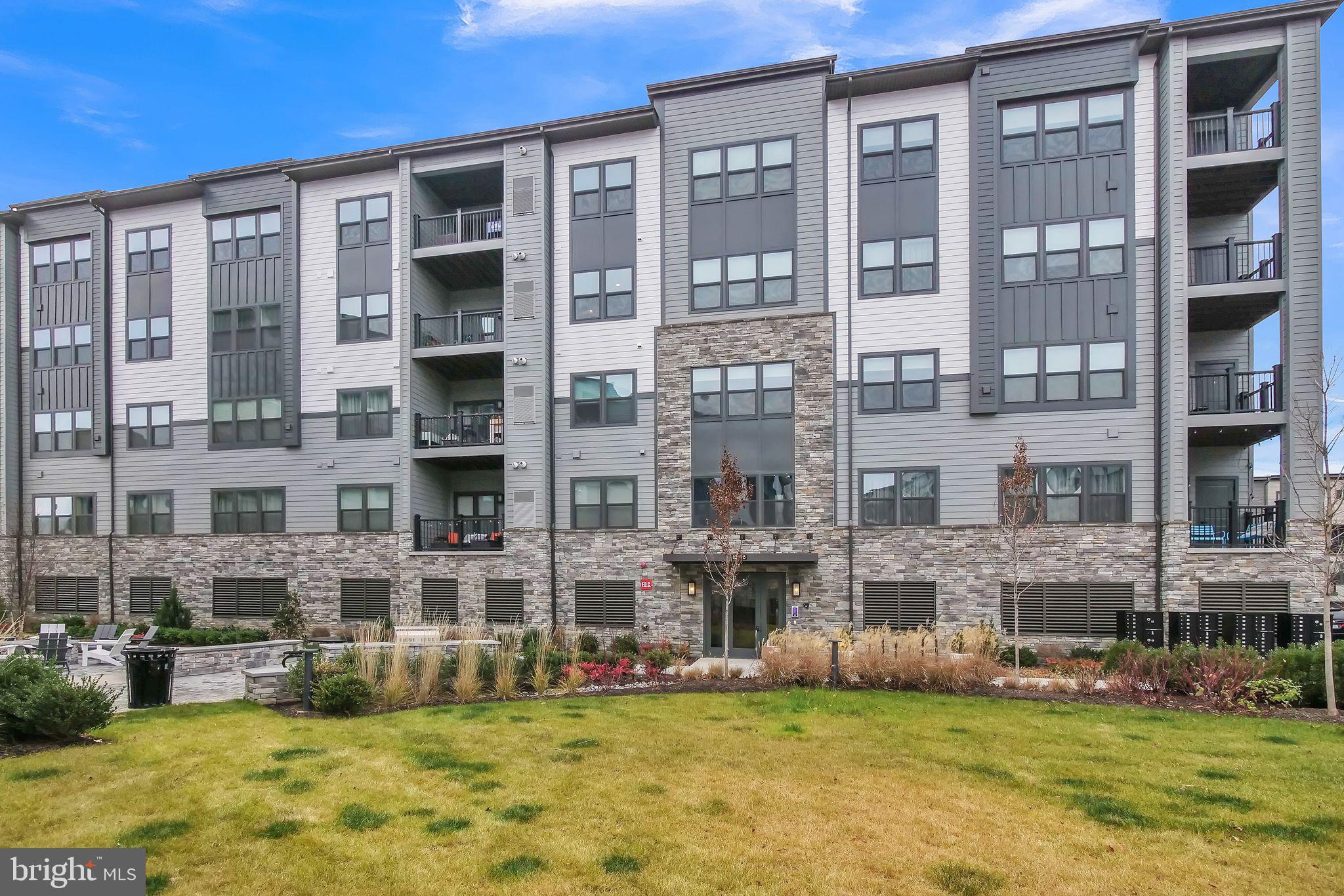 12875 Mosaic Pk Way Unit 4Z  