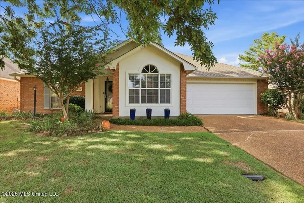 $269,000 | 137 Villa Way, Clinton, MS 39056