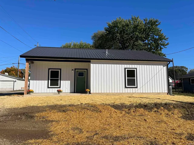 $199,900 | 508 North Cherry Street, Hartford City, IN 47348