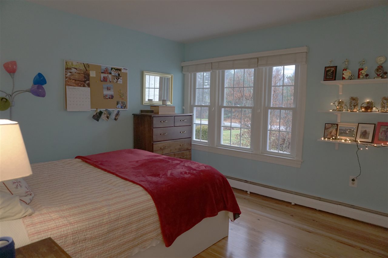 45 Bradford Road Keene, NH 03431 - Photo 9 of 36