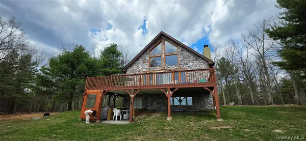$1,099,900 | 125 Woods Road, Barryville, NY 12719