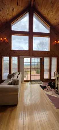 $1,099,900 | 125 Woods Road, Barryville, NY 12719