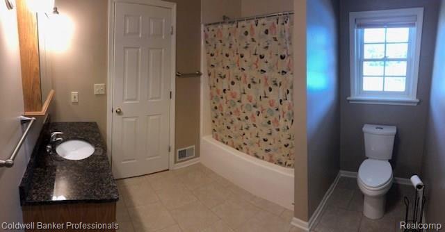8088 North Center Road Mount Morris, MI 48458 - Photo 17 of 42 IMG_0277.jpg