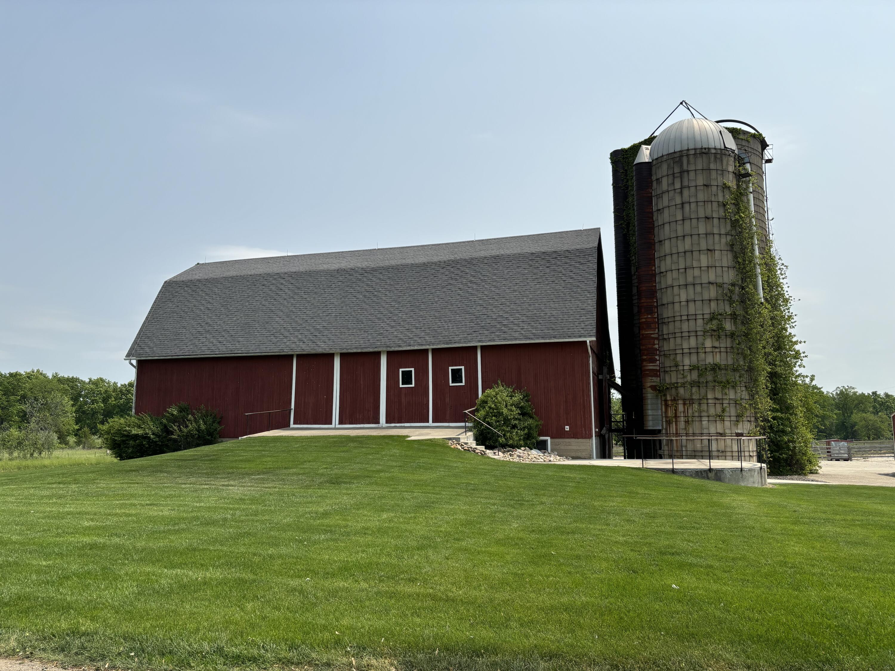 17500 Sharon Valley Road Manchester, MI 48158 - Photo 33 of 49 IMG_9236