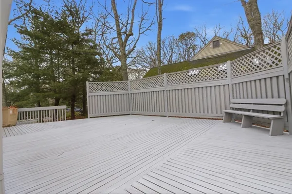 $1,050,000 | 18 Sand Dollar Lane, Mashpee, MA 02649