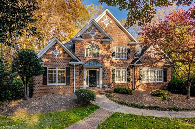 $869,333 | 205 Cedar Trail, Winston-Salem, NC 27104