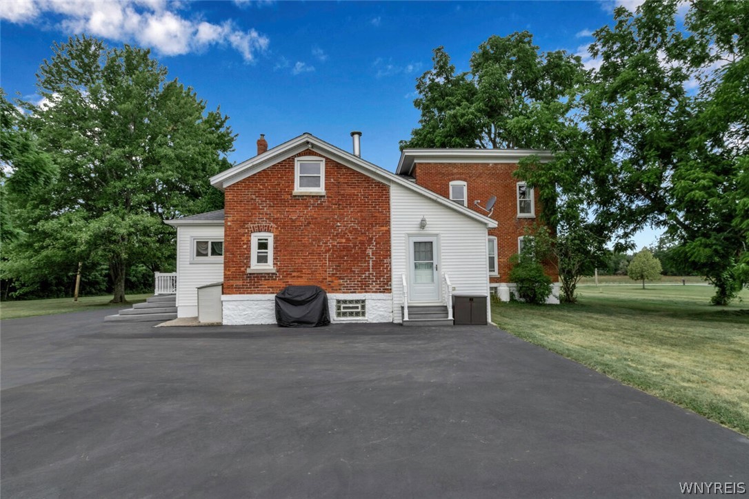 4571 Budd Road Cambria, NY 14094 - Photo 4 of 18